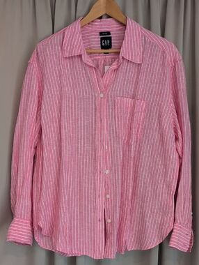 Gap Linen Button Up NWT